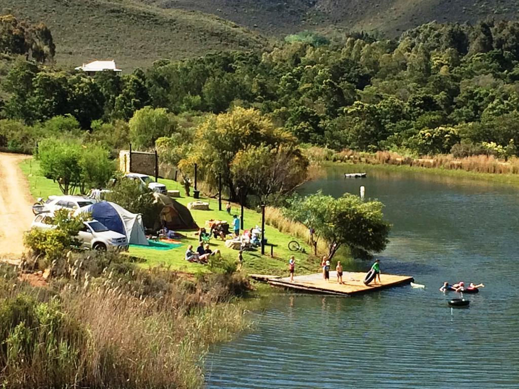 Oaksrest Vineyards Guest Farm Hotel Ladismith Exterior photo