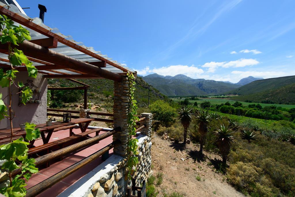 Oaksrest Vineyards Guest Farm Hotel Ladismith Room photo